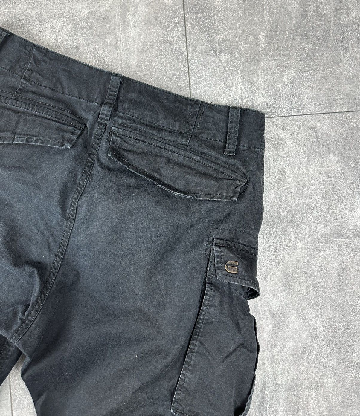 G-Star G Star Raw 3D Rovic Zip Relaxed 1/2 Cargo Short Size US 30 / EU 46 - 4 Thumbnail