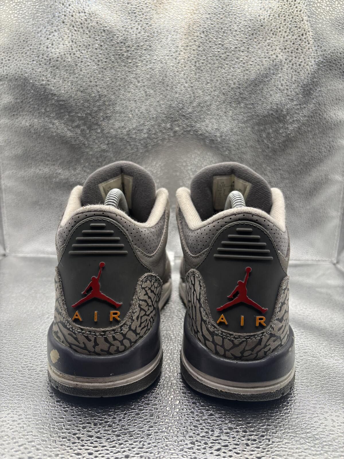 Jordan Brand Air Jordan 3 cool grey 2021 GS Size US 5.5 / EU 38 - 4 Thumbnail
