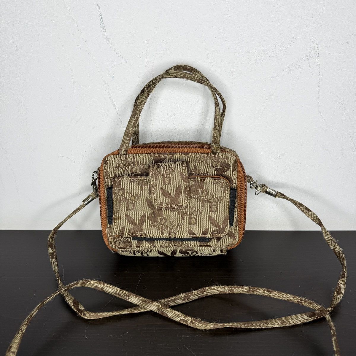Playboy Playboy Vintage Crossbody Bag Size ONE SIZE - 1 Thumbnail
