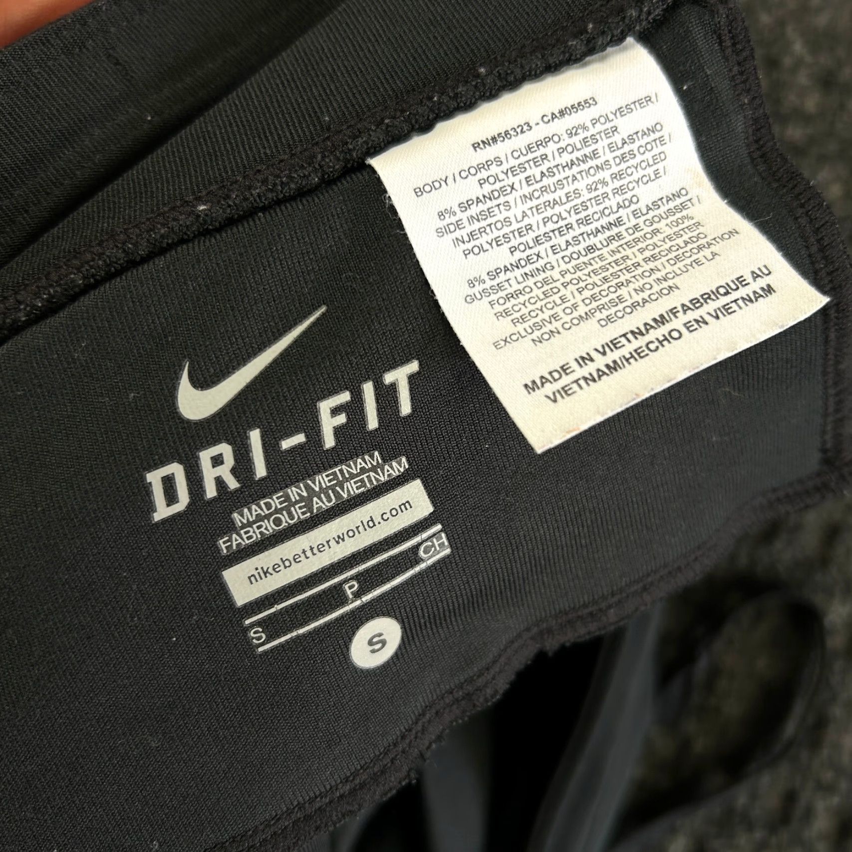 Nike Nike Dri-Fit Capri Leggings Womens S Black Drawstring Zip Pocket FAST SH Size 28" / US 6 / IT 42 - 6 Thumbnail
