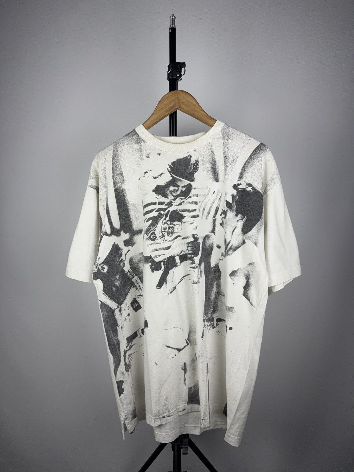 Japanese Brand × Vintage Avant-Garde Black & White Print Tee Surreal Art Photo Style Size US XL / EU 56 / 4 - 1 Thumbnail