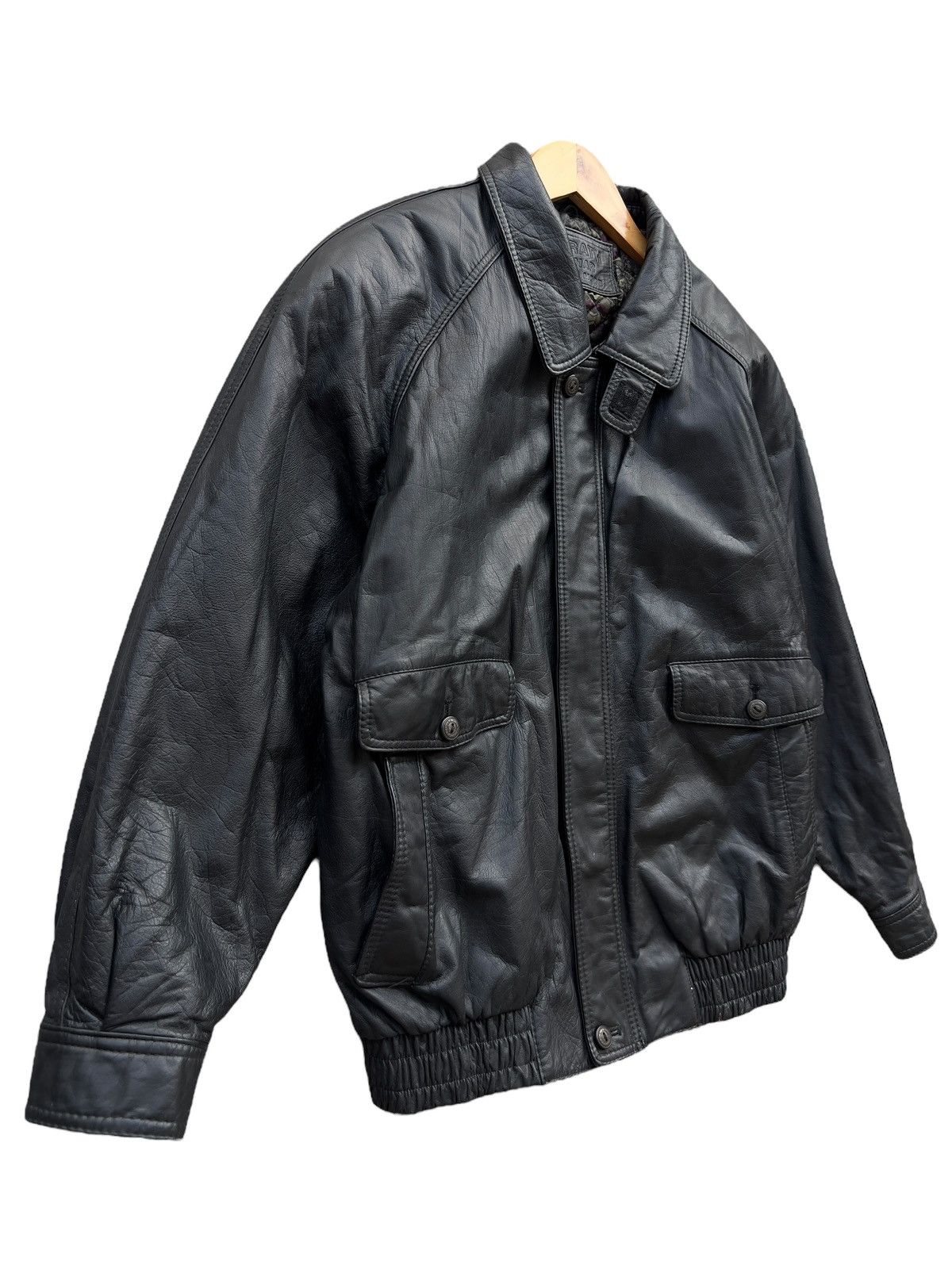 Vintage Vintage 90s Italian Mode A2 Black Flight Leather Jacket Size US M / EU 48-50 / 2 - 4 Thumbnail