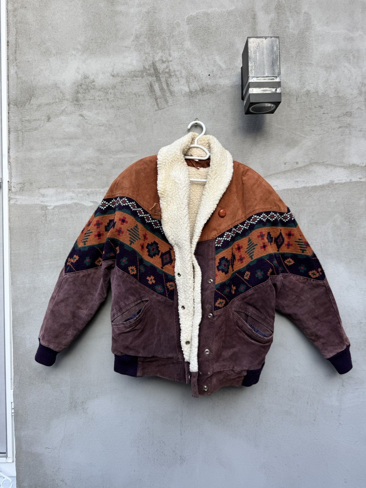Vintage Vintage 90s Suede Aztec Jacket Shearling Ethno Chic Boho Size US L / EU 52-54 / 3 - 14 Thumbnail