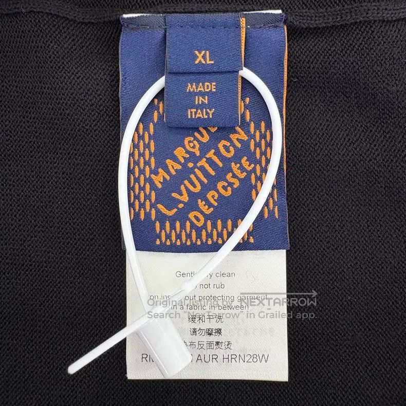 Louis Vuitton Louis Vuitton Pocket Beaded Letter Logo Black Knit Short S Size US XL / EU 56 / 4 - 4 Thumbnail