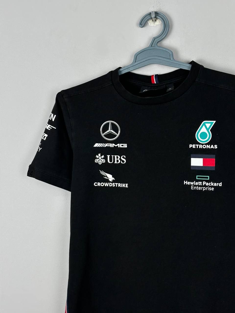 Formula 1 F1 Mercedes-Benz AMG Petronas Team T Shirt Size US S / EU 44-46 / 1 - 3 Thumbnail