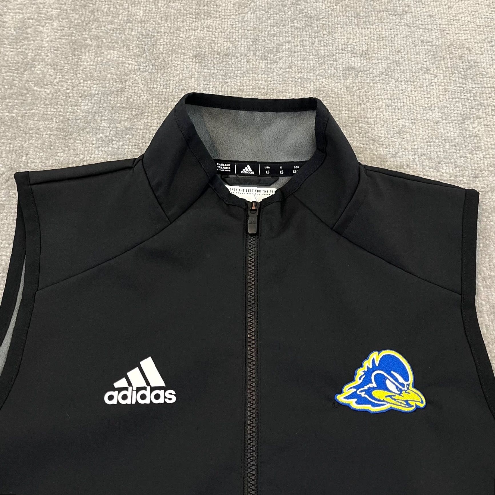 Adidas Adidas Vest Mens M Black University of Delaware Blue Hens Golf Jacket Size US M / EU 48-50 / 2 - 2 Thumbnail