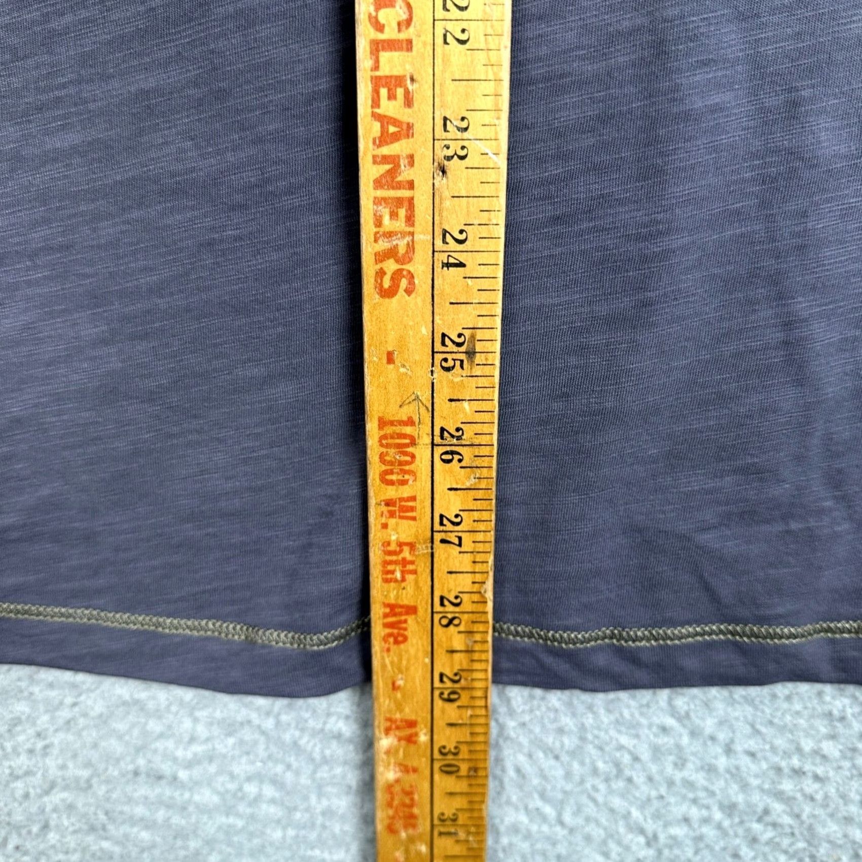Carbon2Cobalt Carbon2Cobalt T-Shirt Men 2XL Gray Henley Tee Lightweight Long Sleeve Casual EUC Size US XXL / EU 58 / 5 - 7 Thumbnail