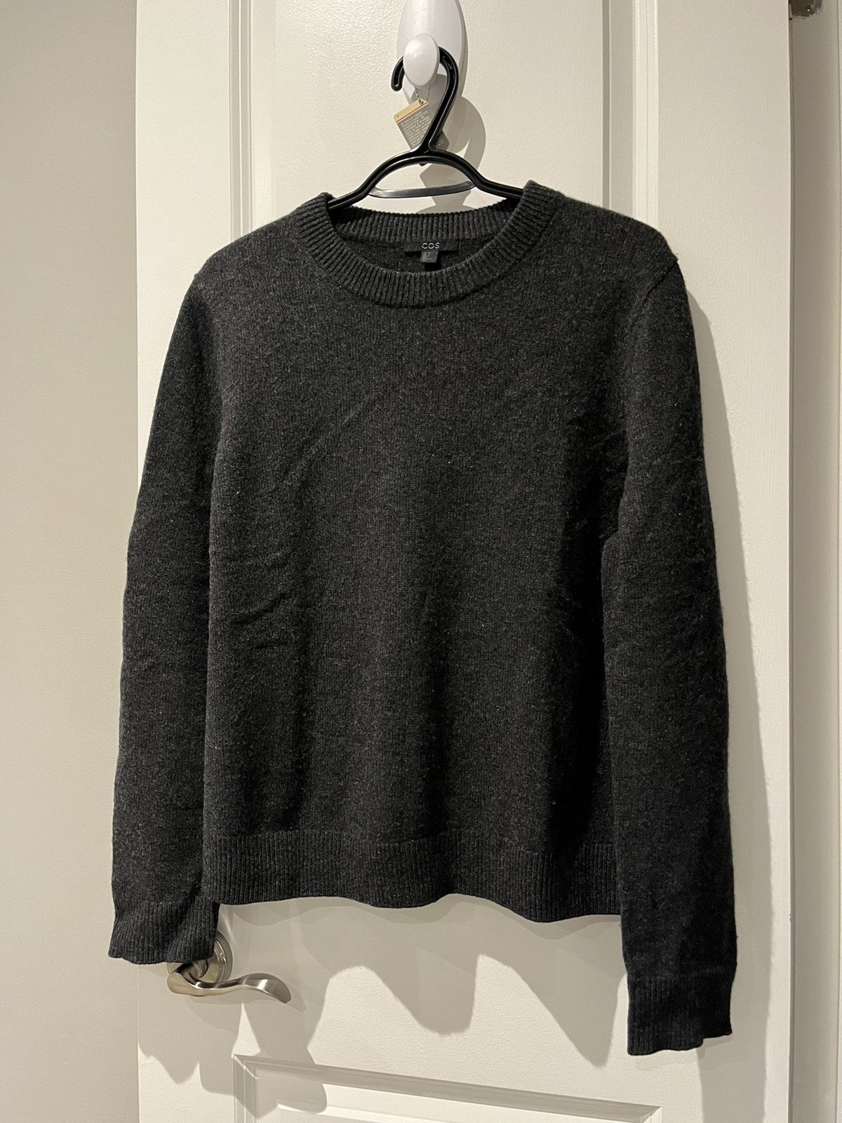 Cos 100% cashmere sweater boxy style unisex Size US M / EU 48-50 / 2 - 1 Thumbnail