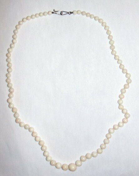 Designer Art Deco Angel Skin Coral Bead Necklace Size ONE SIZE - 3 Thumbnail