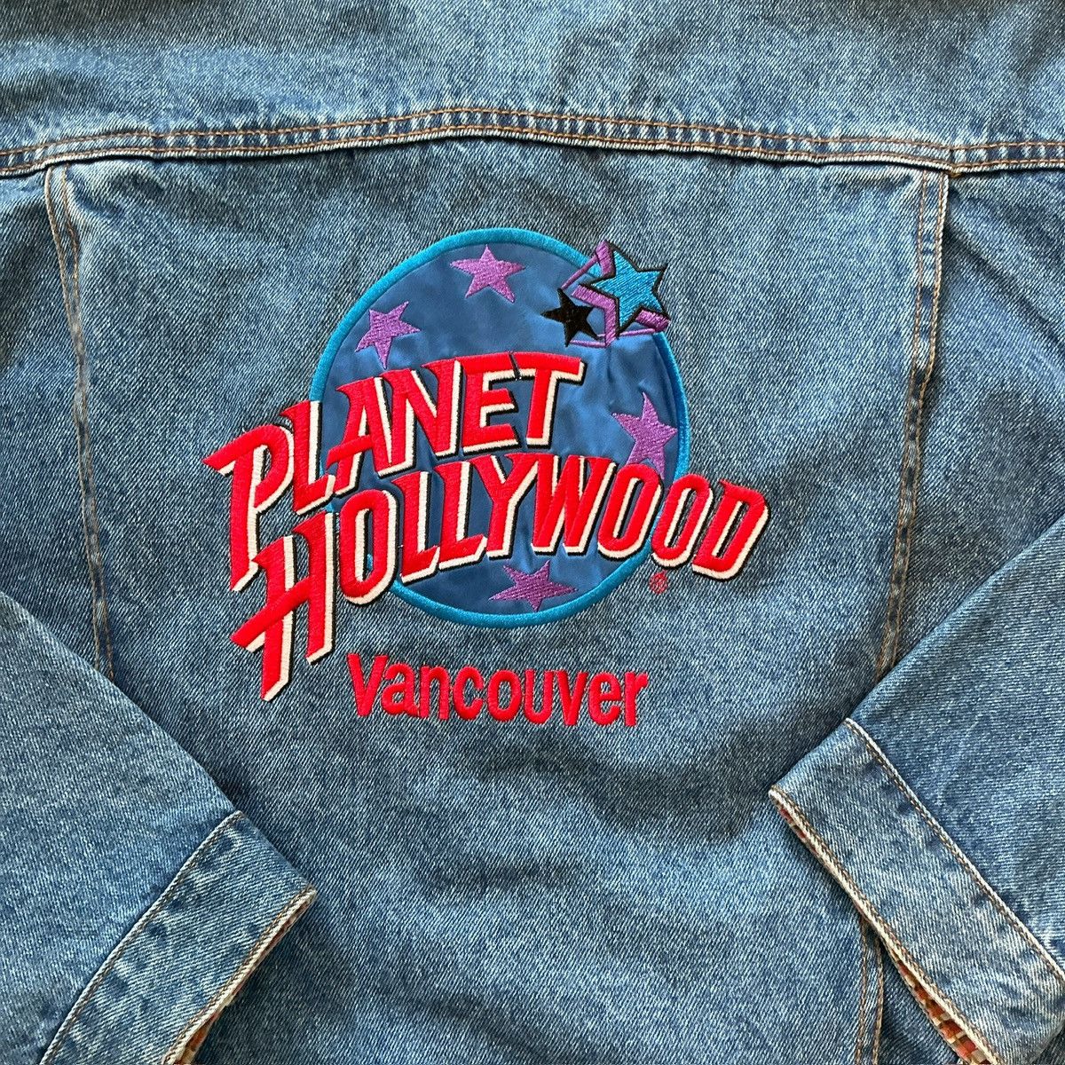 Planet Hollywood Vintage 1991 Vancouver Planet Hollywood Blue Denim Jacket Size US L / EU 52-54 / 3 - 2 Thumbnail
