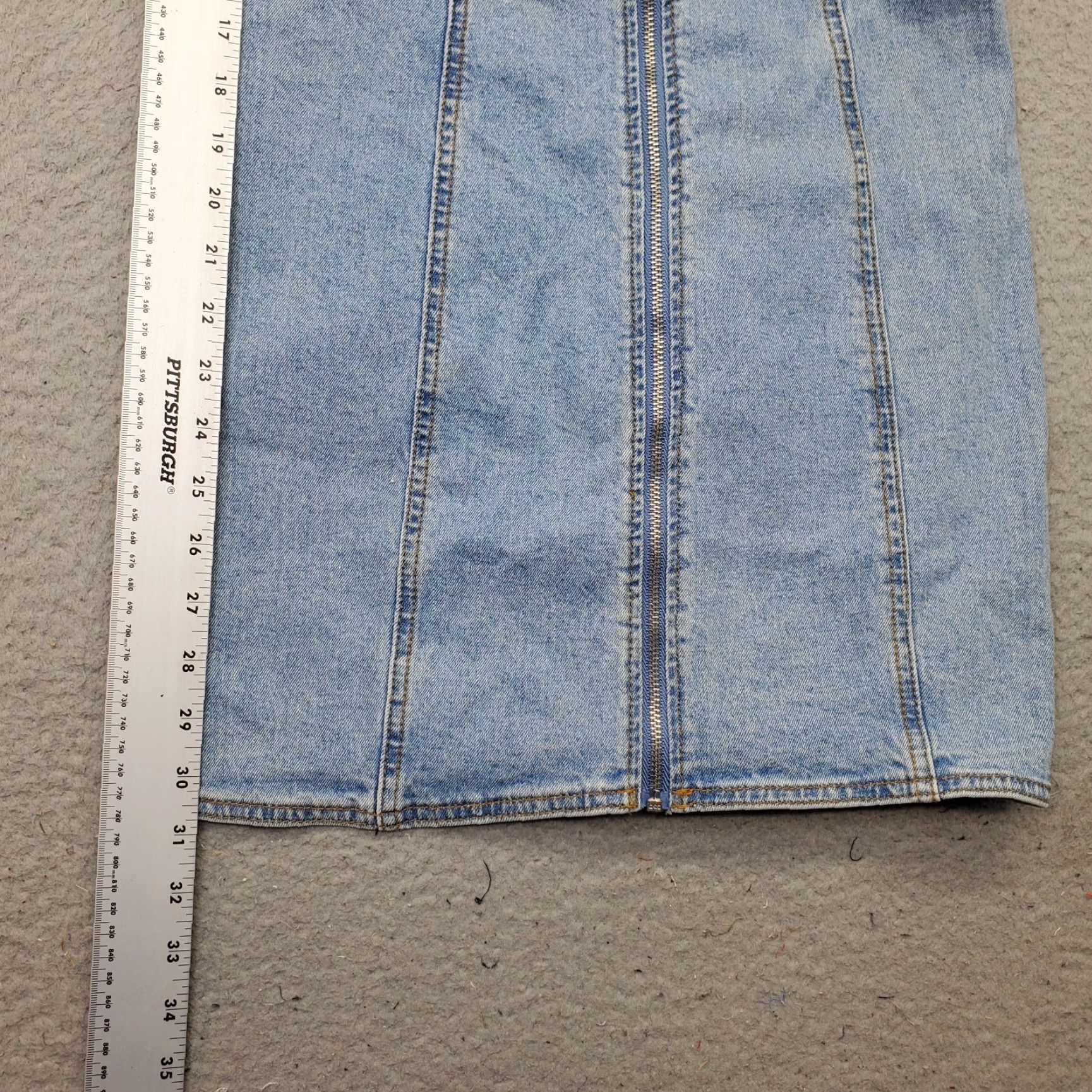 Forever 21 FOREVER 21 Мини Dress Women M Blue Denim Stretch Adjustable Strap Zip Front Shirt? Size M / US 6-8 / IT 42-44 - 3 Thumbnail