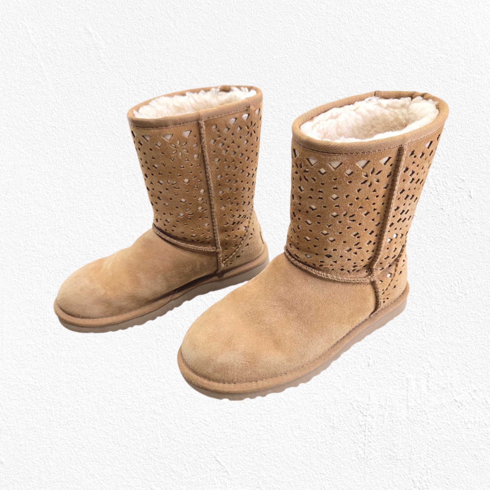 Ugg UGG Classic Short Laser Cut Chestnut Size 5 Size US 5 / IT 35 - 5 Thumbnail