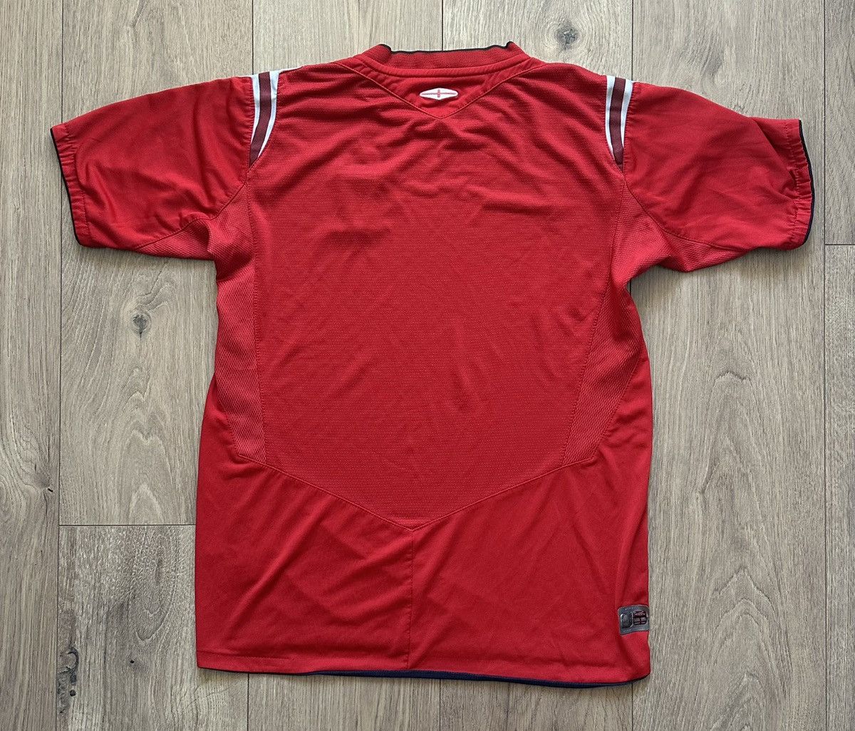 Umbro Umbro England 2004-2006 football shirt Size US S / EU 44-46 / 1 - 7 Thumbnail