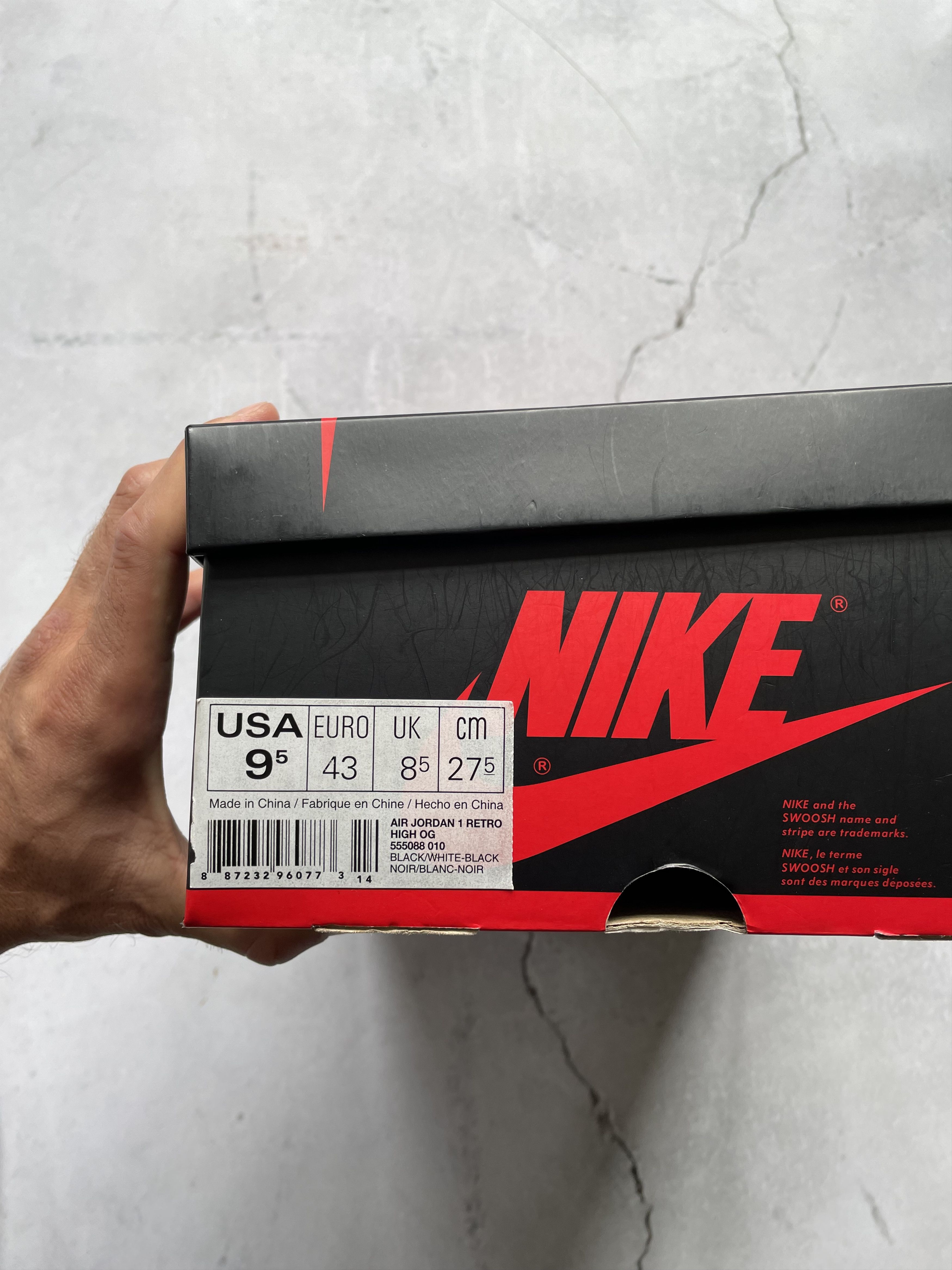 Nike Nike Air Jordan 1 High Black and White 2014 Size US 9.5 / EU 42-43 - 6 Thumbnail