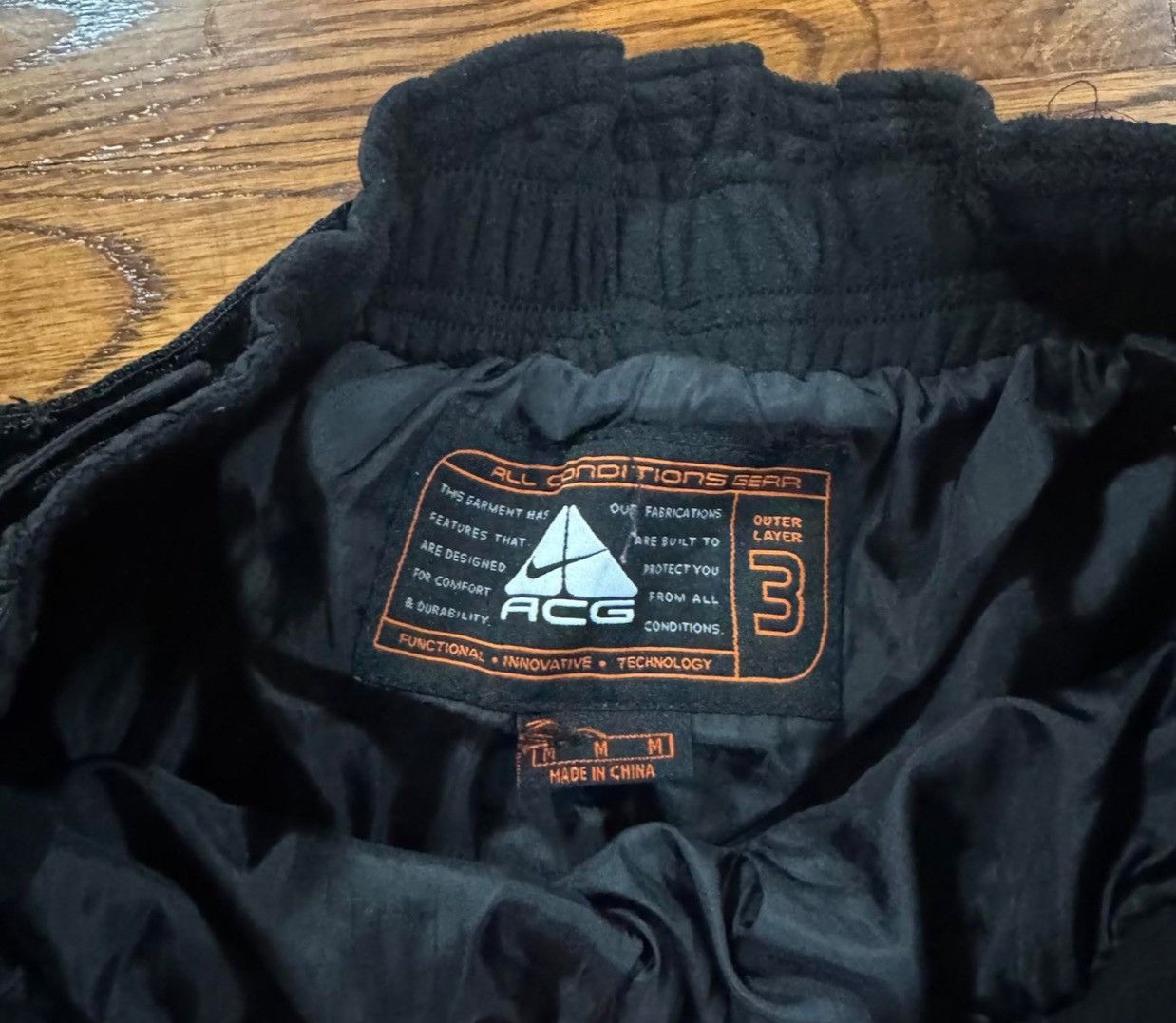 Nike Vintage Nike ACG Storm F.I.T. Black / White Ski Pants Size M Size US 32 / EU 48 - 4 Thumbnail