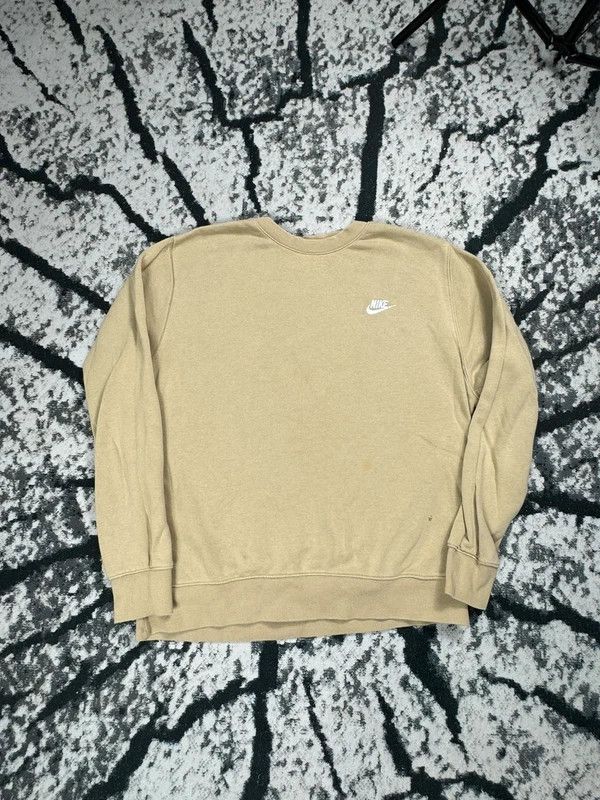 Nike Nike crewneck sweatshirt beige yellow swoosh logo L Size US L / EU 52-54 / 3 - 1 Thumbnail