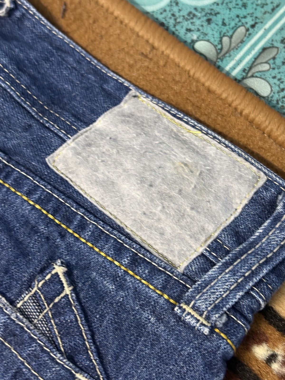 Vanquish Vanquish Gold Flared Bootcut Jeans Size US 30 / EU 46 - 2 Thumbnail
