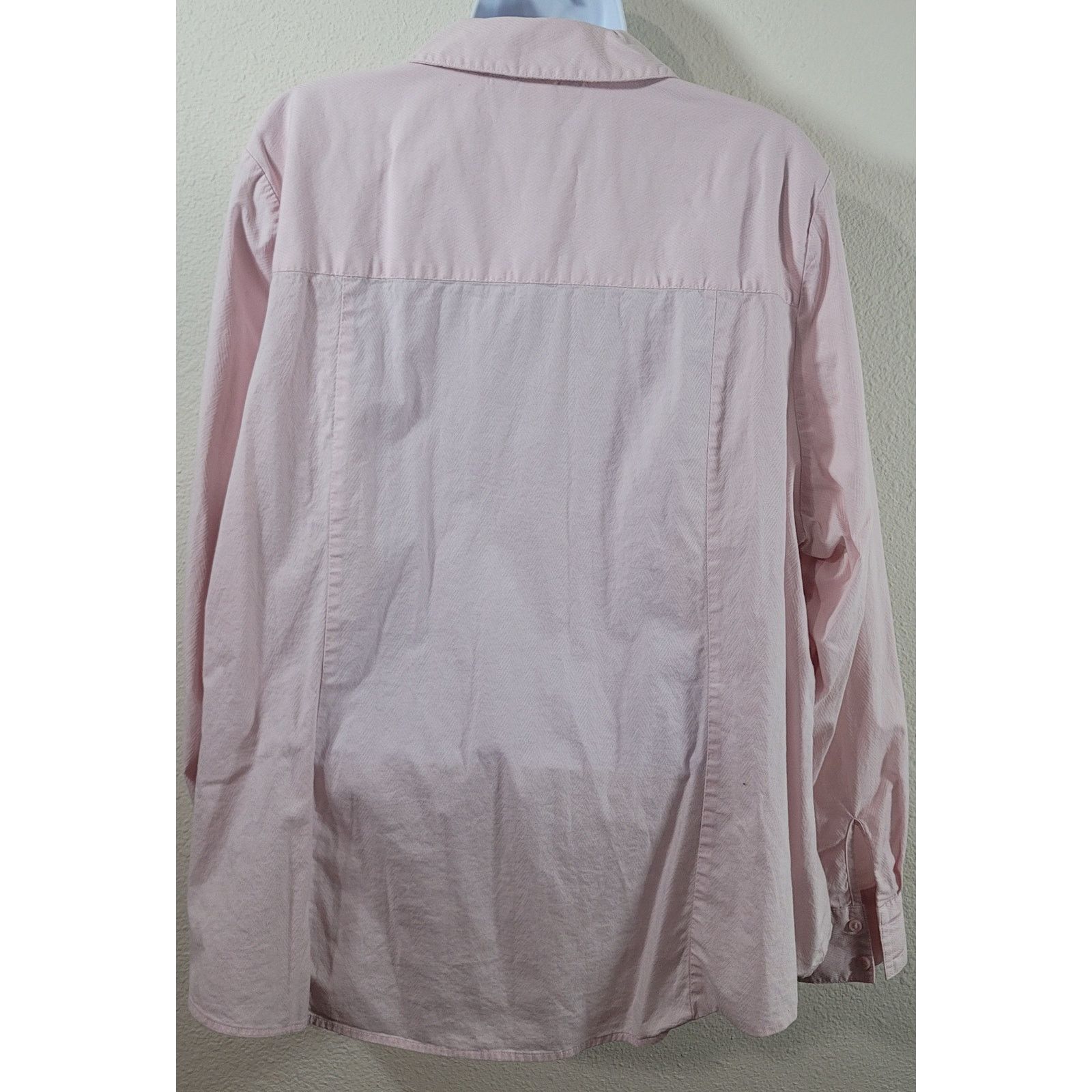 Other Lane Bryant Pink Button Up Collar Top 22 Lightweight Soft Size 3XL / US 20-22 - 3 Thumbnail