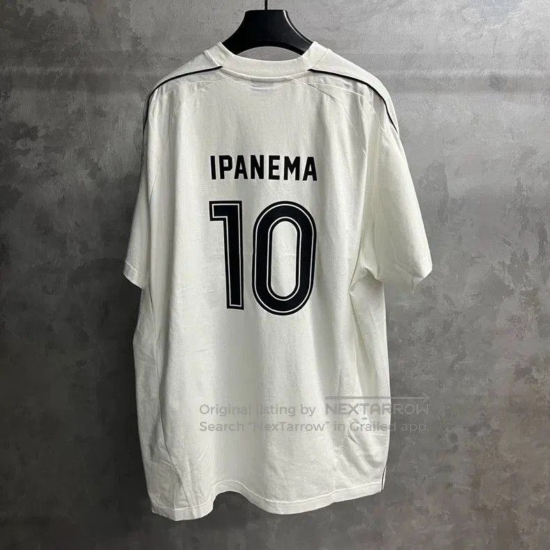 Balenciaga Balenciaga Logo Print Crewneck Tee. Size US XL / EU 56 / 4 - 4 Thumbnail
