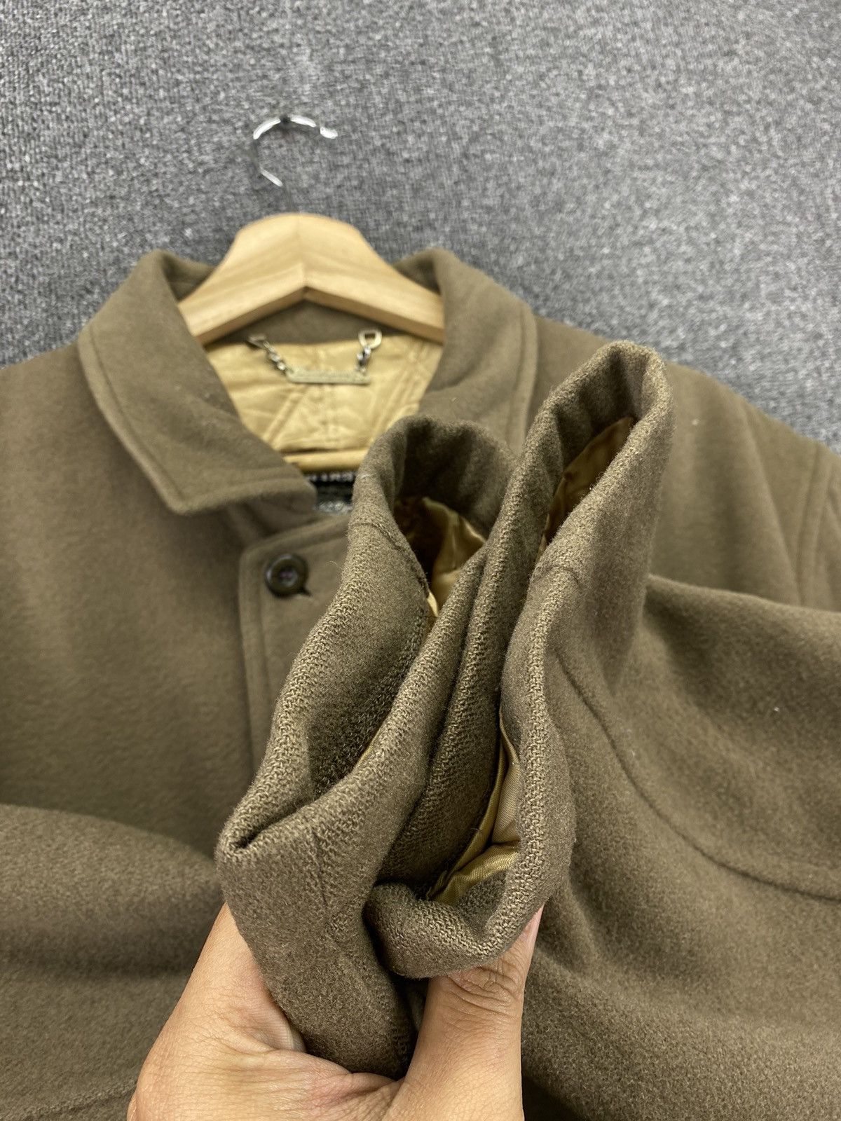 Burberry Vintage 90s Burberry Flaps Pocket Wool Jacket Size US L / EU 52-54 / 3 - 12 Thumbnail