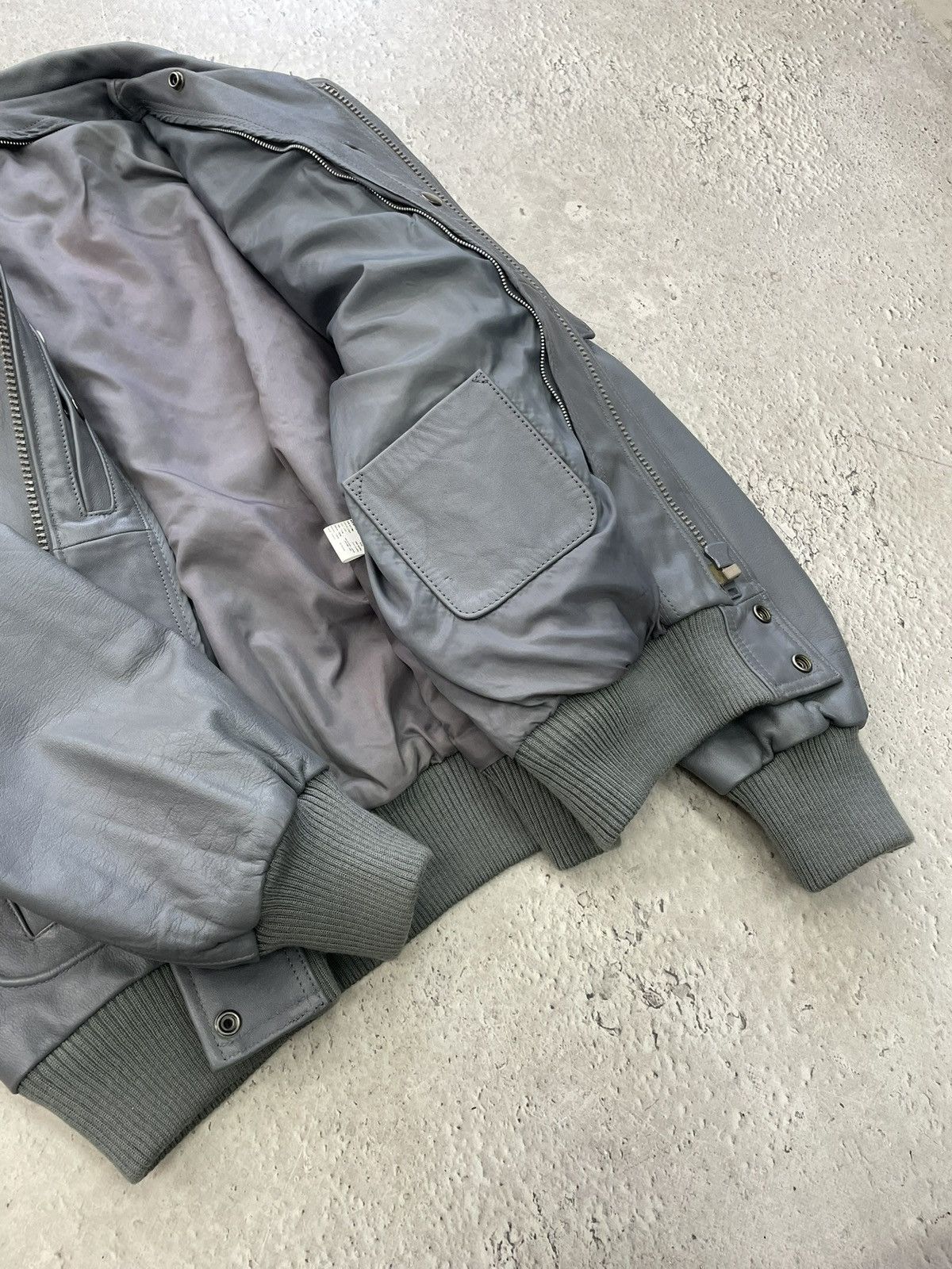 Schott Leather aviation leather bomber jacket 90s schott jacket Size US L / EU 52-54 / 3 - 11 Thumbnail