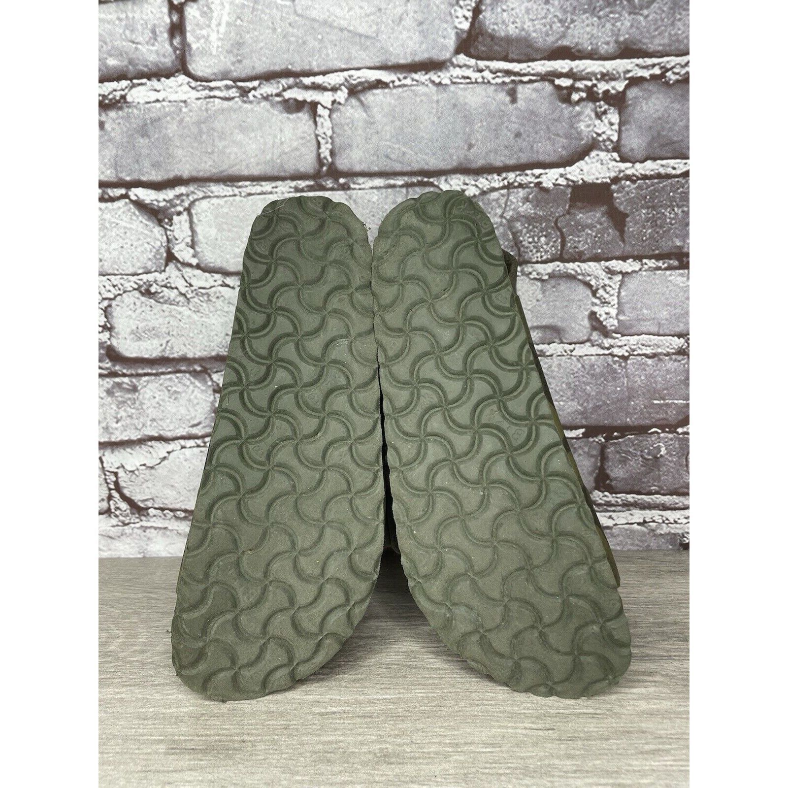 Birkenstock Birkenstock Milano Army Green Leather Ankle Strap Sandals Wo Size US 6.5 / IT 36.5 - 15 Thumbnail