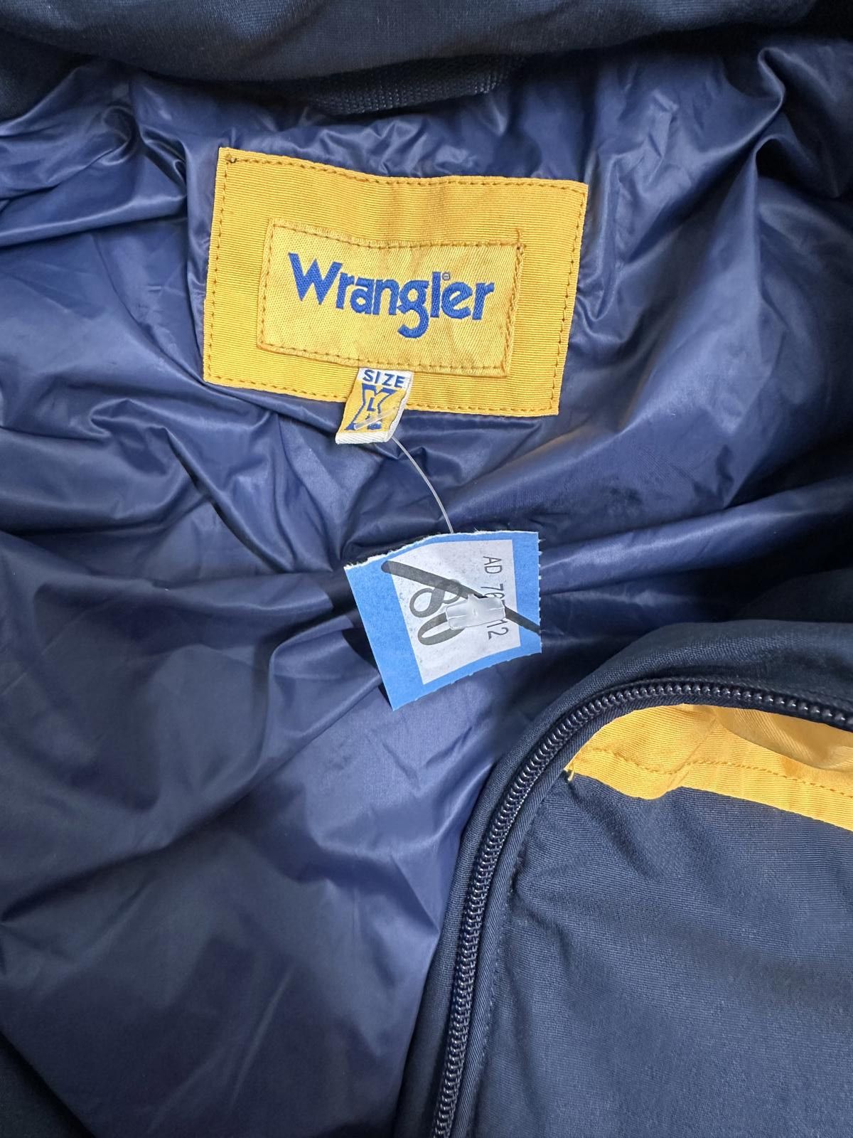 Wrangler Wrangler Men's Puffer Jacket Yellow and Navy Blue Size XL Size US L / EU 52-54 / 3 - 2 Thumbnail