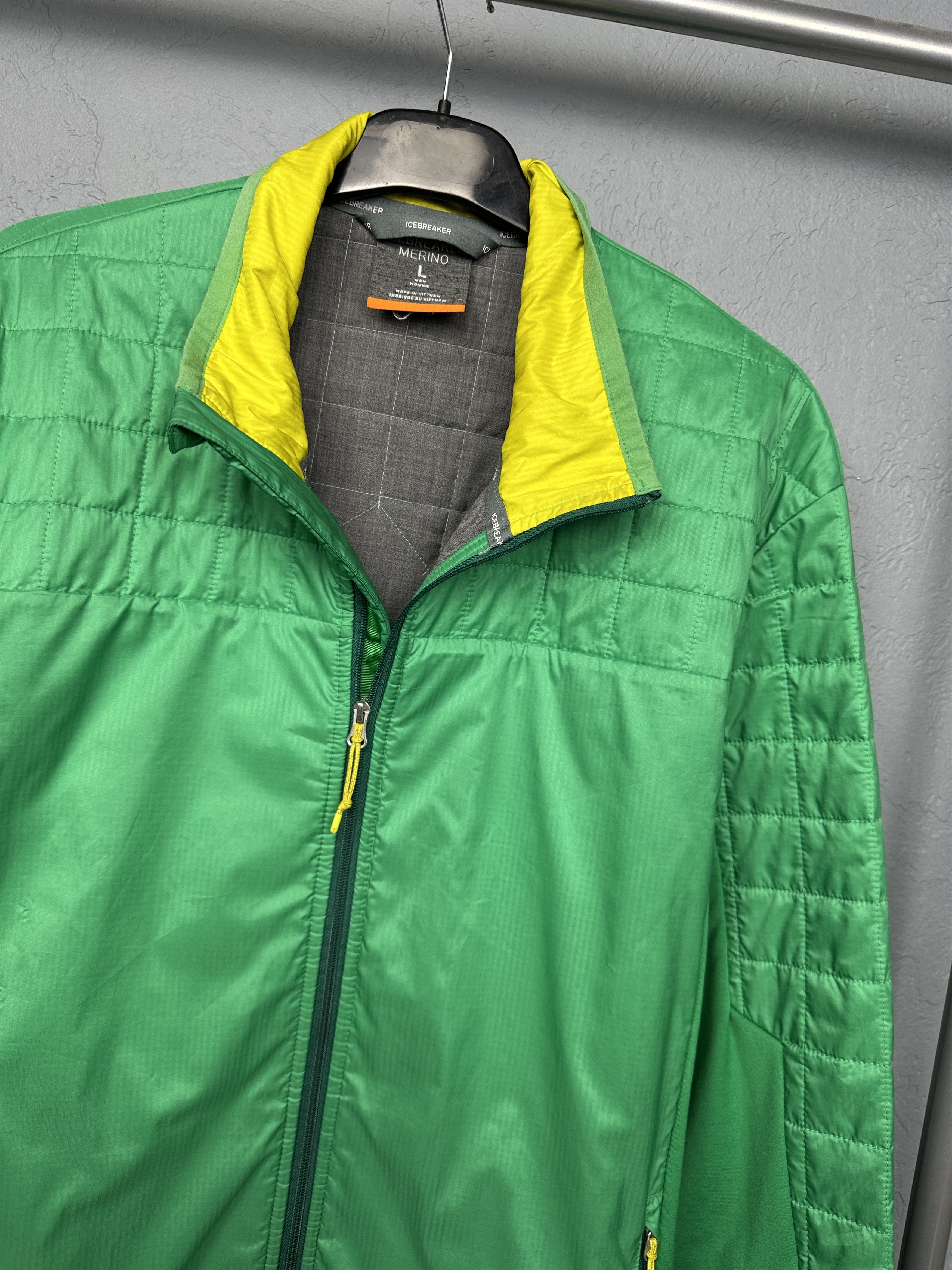 Icebreaker Icebreaker Merino Mens Quilted Jacket Size US L / EU 52-54 / 3 - 2 Thumbnail