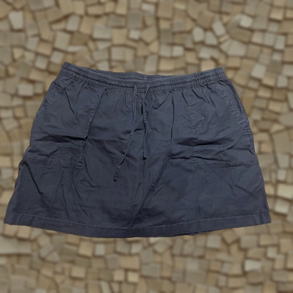 Lands' End VINTAGE? Wait no Lands' End Skort Women’s 20W Black Tie Waist Mini Skirt Short Casual Size 42" / US 20 - 1 Thumbnail