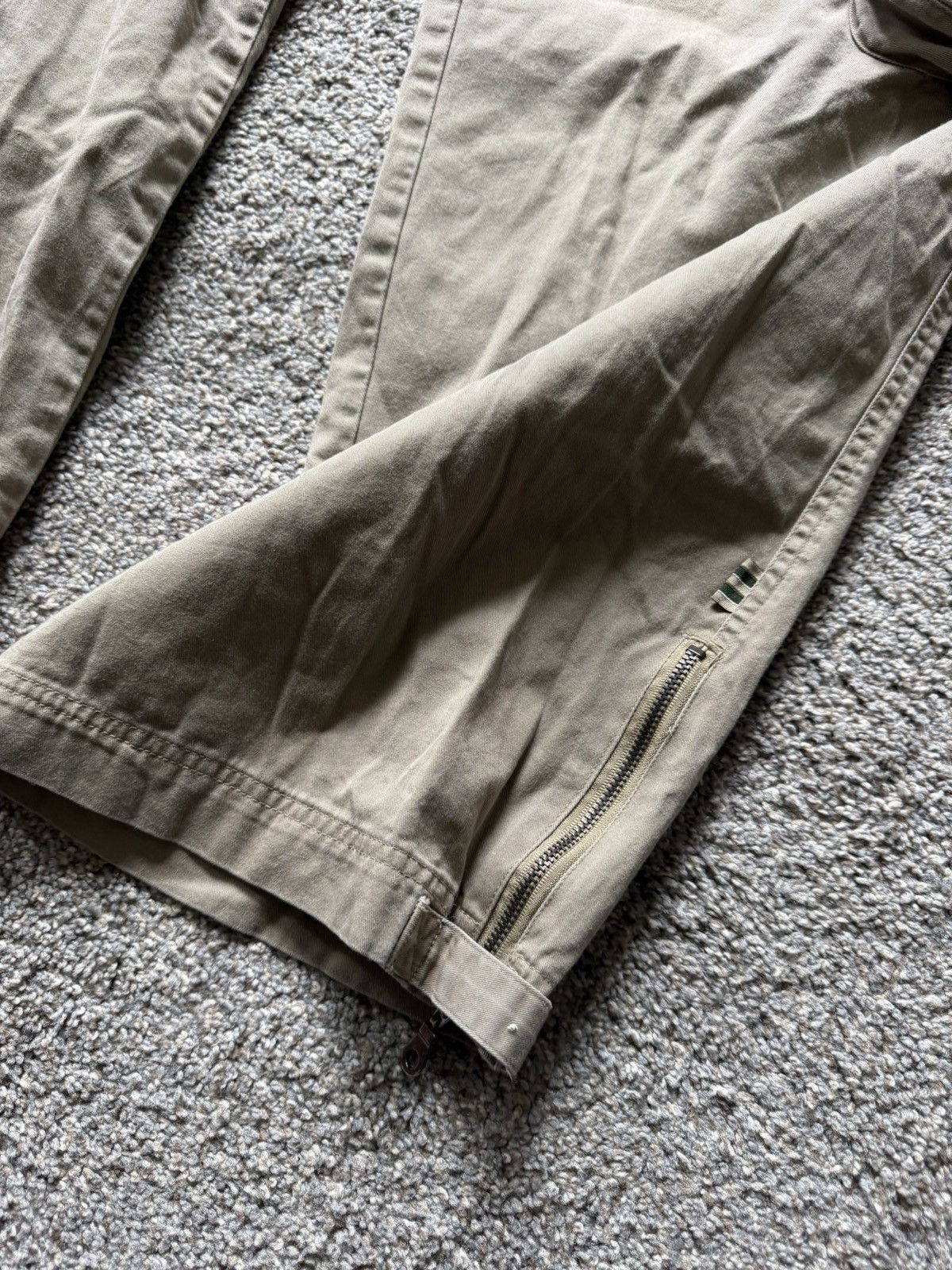 Vintage Vintage Tactical Cargo Pants Khaki Multi Pocket Military Size US 35 - 7 Thumbnail