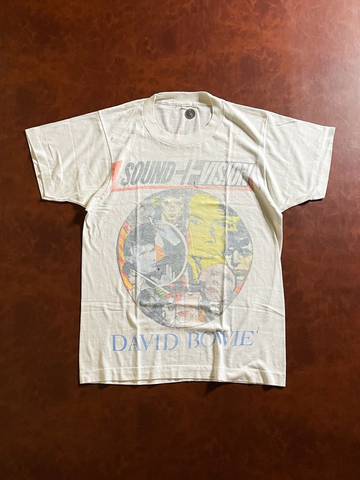 Vintage 90s David Bowie's "Sound & Vision" concert 1990 tee