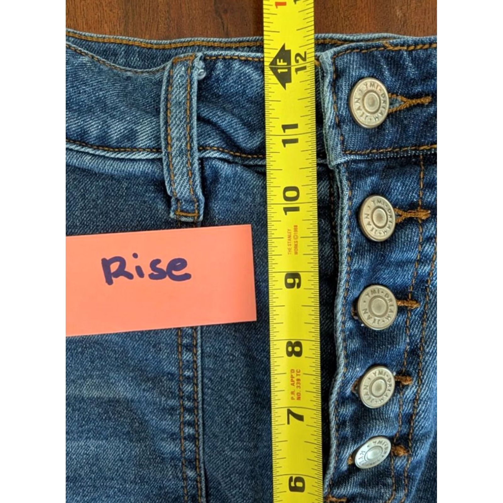 Vintage YMI Dream Denim High Rise Button Fly Raw Hem Shorts Size 13/31 Medium Wash EUC Womens Shorts Size 34" / US 12 / IT 48 - 7 Thumbnail