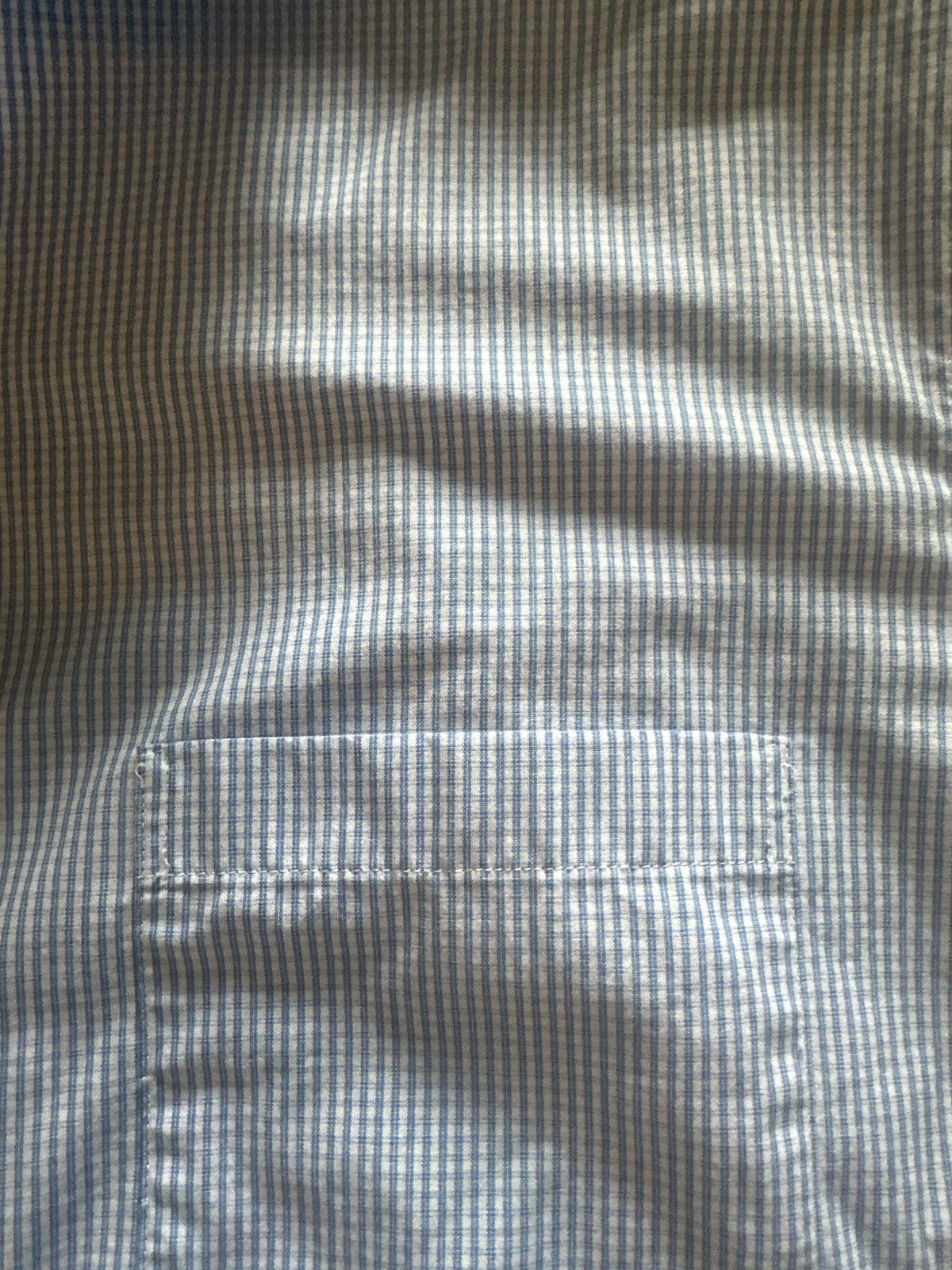 Croft & Barrow Men’s Button Up Dress Shirt (Blue and White Stripes) Size US L / EU 52-54 / 3 - 6 Thumbnail