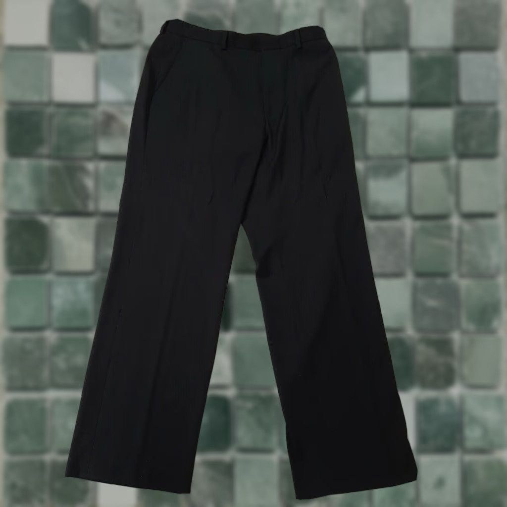 Vintage AXCESS CLAIBORNE DRESS PANTS SIZE 32 X 30 Polyester Black Gray Striped Formal Dress Pants Mens 30 Inseam Regular Waist 32 Size US 32 / EU 48 - 1 Thumbnail