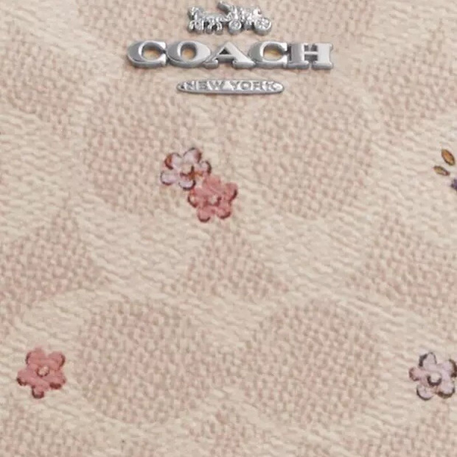 Coach NWT COACH Nolita 19 Signature Canvas Floral Wristlet CAQ19 Size ONE SIZE - 10 Thumbnail