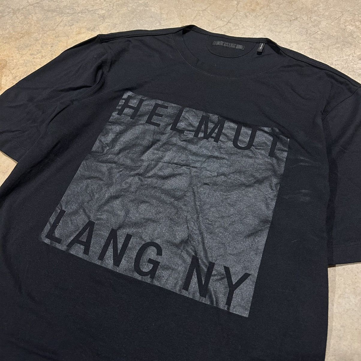 Designer × Helmut Lang Helmut Lang New York Box Logo Tee Tonal Black Rare Designer Size US M / EU 48-50 / 2 - 3 Thumbnail