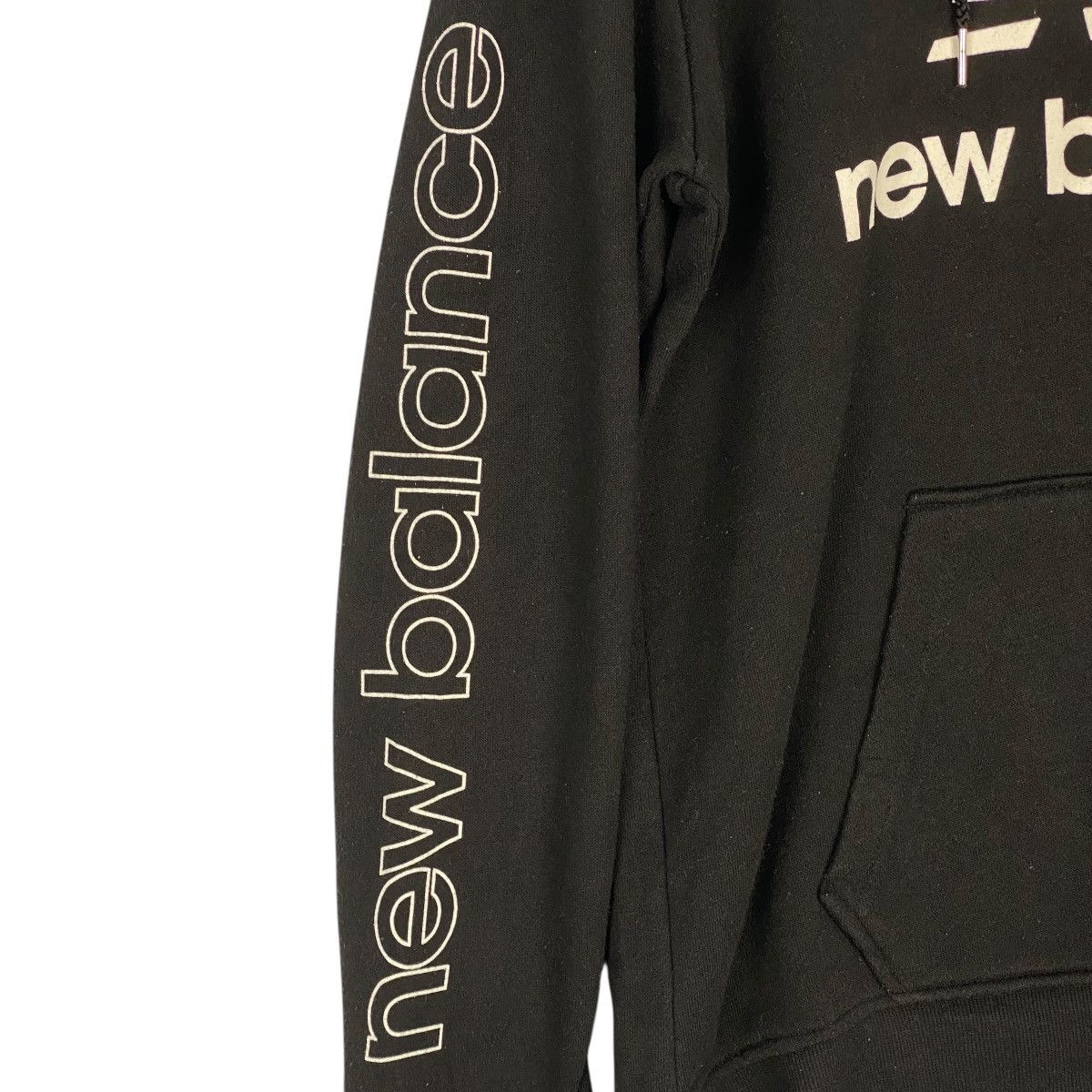 Other Vintage New Balance Hoodie Sweater Black Pullover Jumper M Size US M / EU 48-50 / 2 - 7 Thumbnail