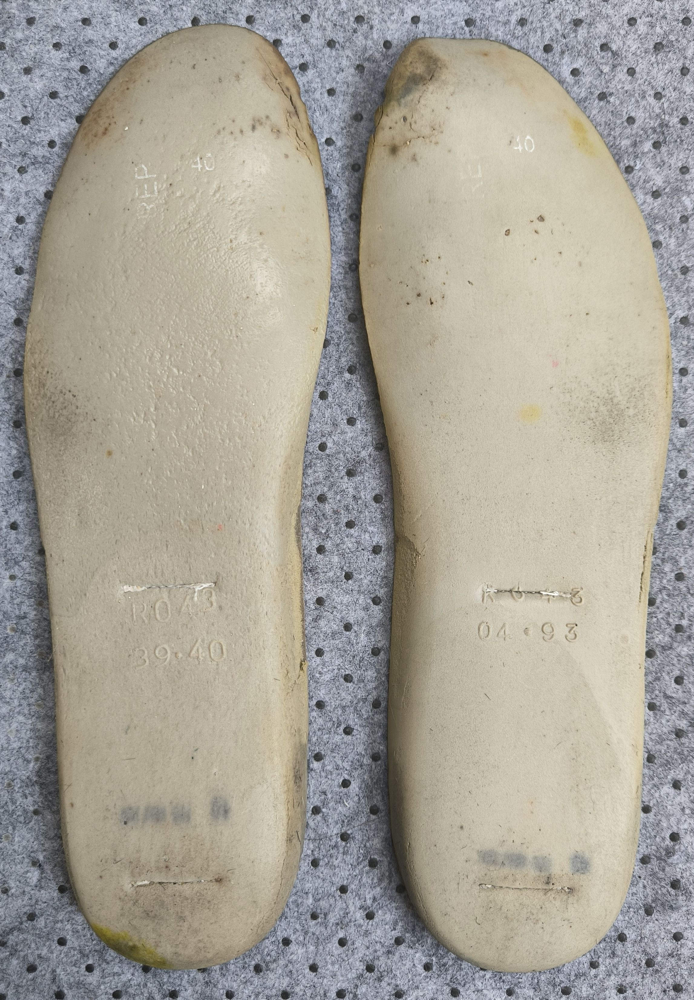 Maison Margiela MAISON MARGIELA Replica low top sneakers Size US 7 / EU 40 - 11 Thumbnail