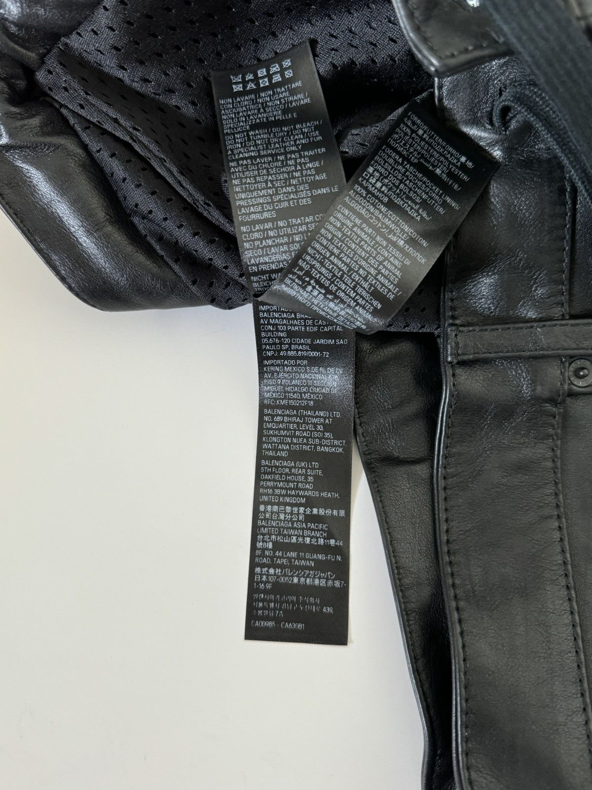 Balenciaga Balenciaga Leather Biker Moto Pants Size US 32 / EU 48 - 11 Thumbnail