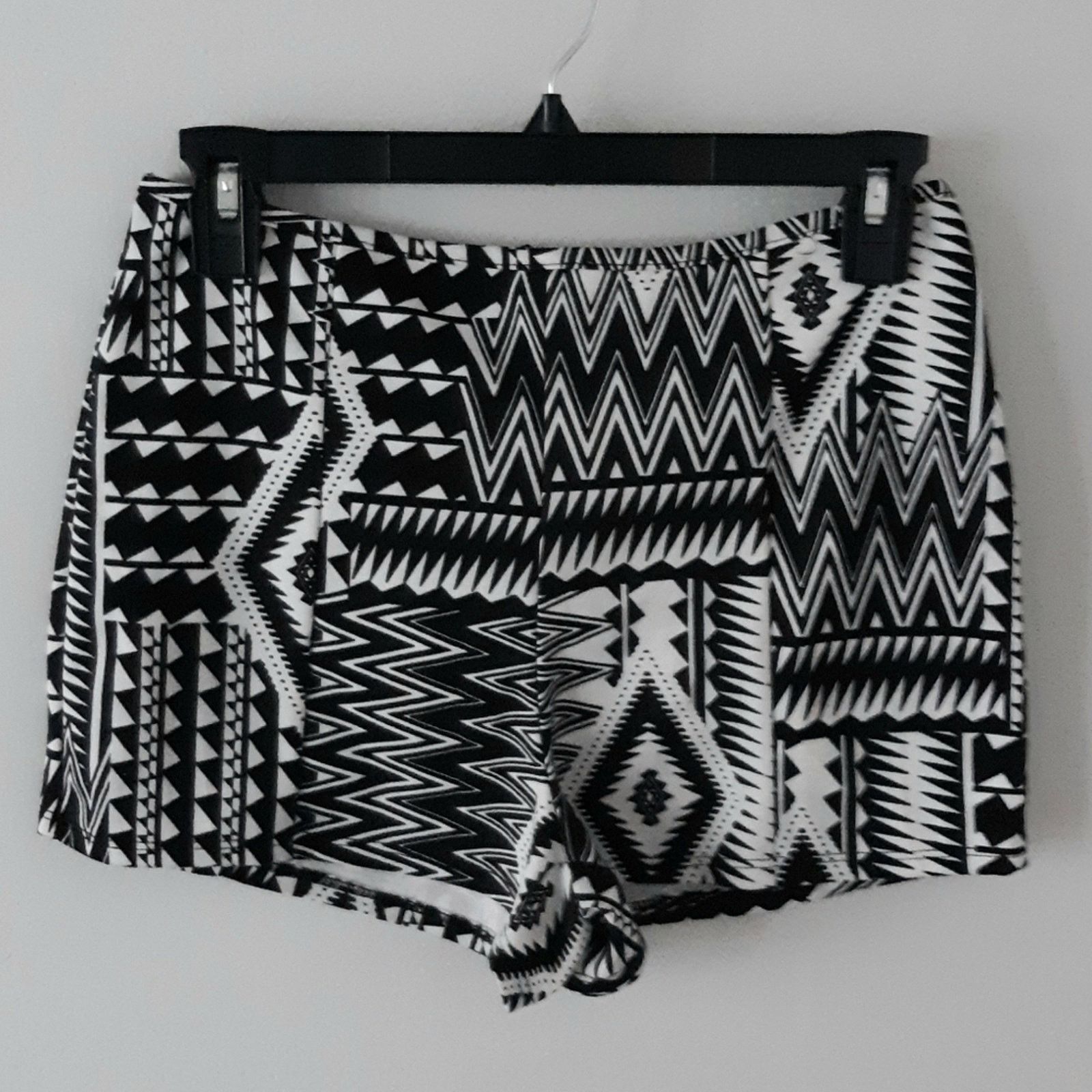 Pacsun Nollie PACSUN Aztec High Rise Shorts Size 30" / US 8 / IT 44 - 5 Thumbnail
