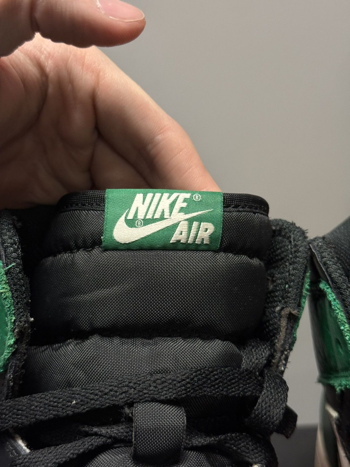 Jordan Brand × Nike Jordan 1 High OG Pine Green (2018) Size 11 🧼 Size US 11 / EU 44 - 9 Thumbnail