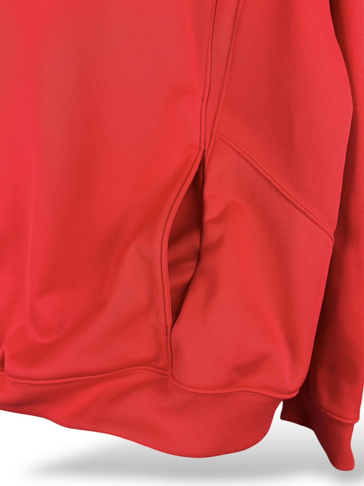 Nike Vintage Y2K Nike Tiempo Switzerland Hoodie Red Size US L / EU 52-54 / 3 - 9 Thumbnail