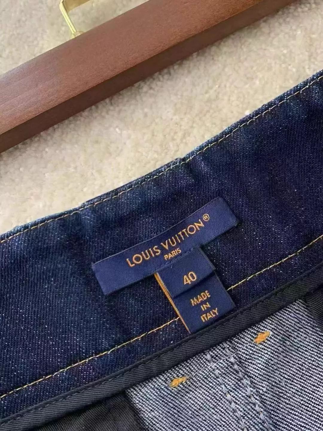 Louis Vuitton LV Denim Mini Shorts 40 Size 28" / US 6 / IT 42 - 6 Thumbnail