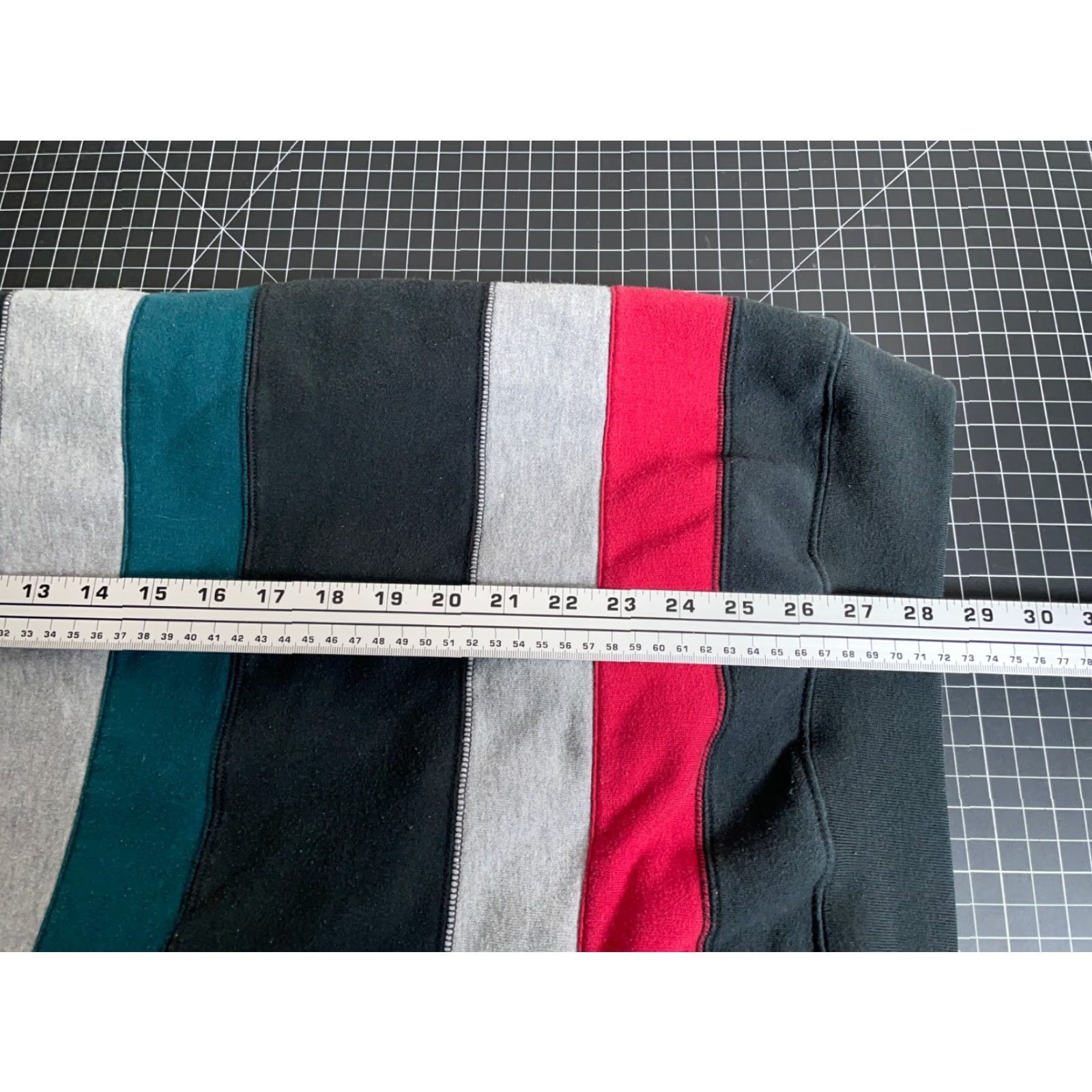 Vintage VINTAGE Robert Alan Sweater Shirt XL Black Gray Striped Collared Heavyweight 90s Pullover Men’s Size US XL / EU 56 / 4 - 6 Thumbnail