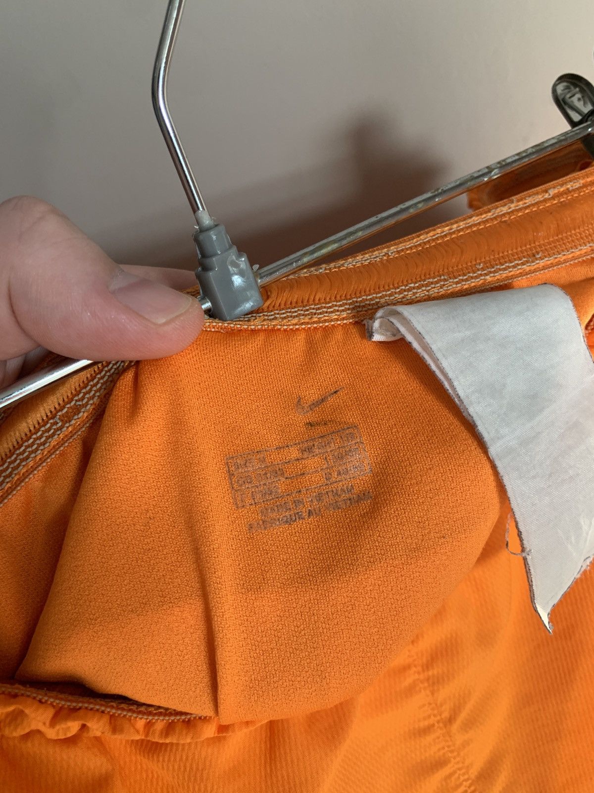 Nike Vintage FC Barcelona 2006 away orange soccer shorts Nike Size US 32 / EU 48 - 9 Thumbnail