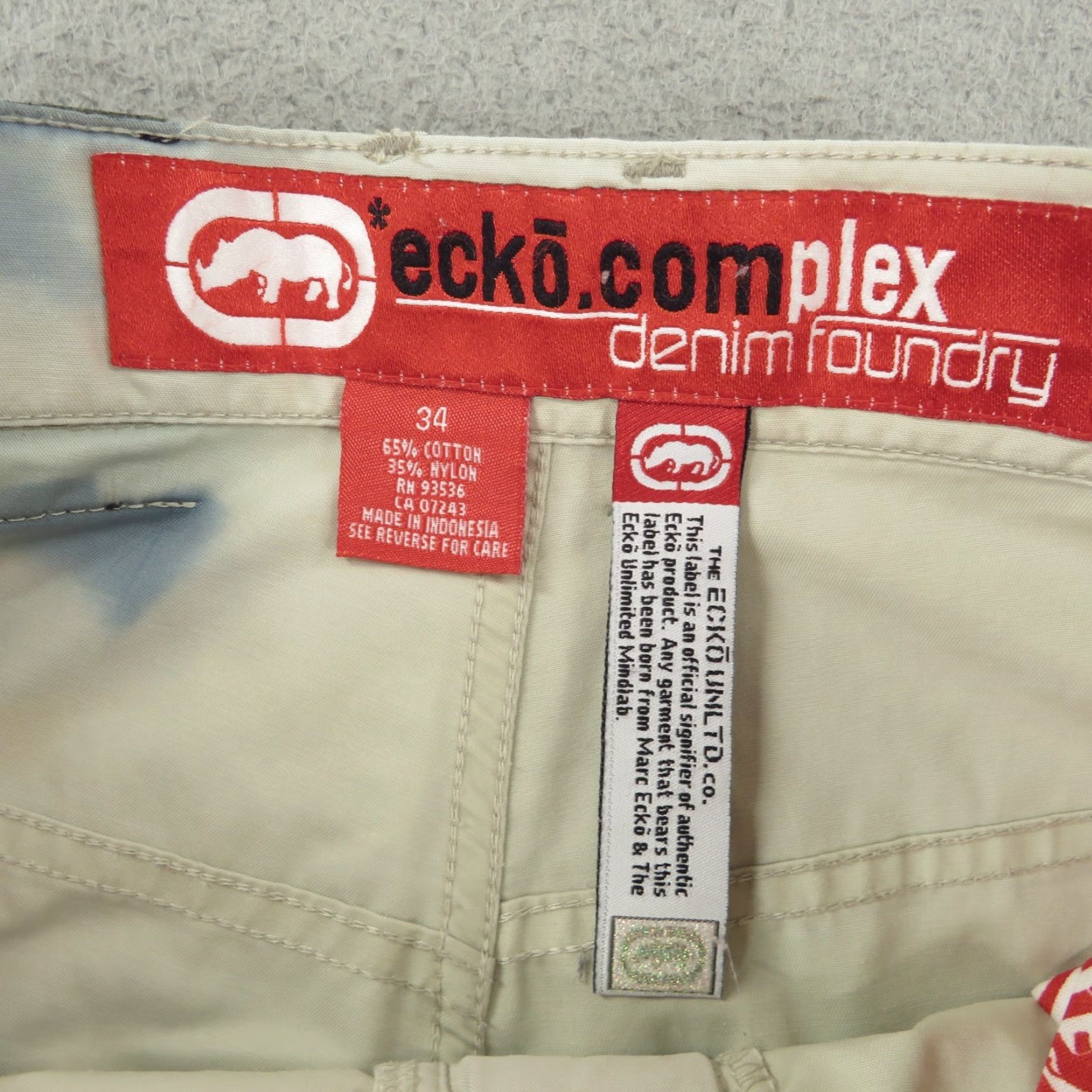 Ecko Unltd. VINTAGE ECKO Cargo Shorts Mens 34 Baggy Y2K Cyber Goth Skater Grunge Shuttle Strap Tape Beig e Size US 34 / EU 50 - 7 Thumbnail