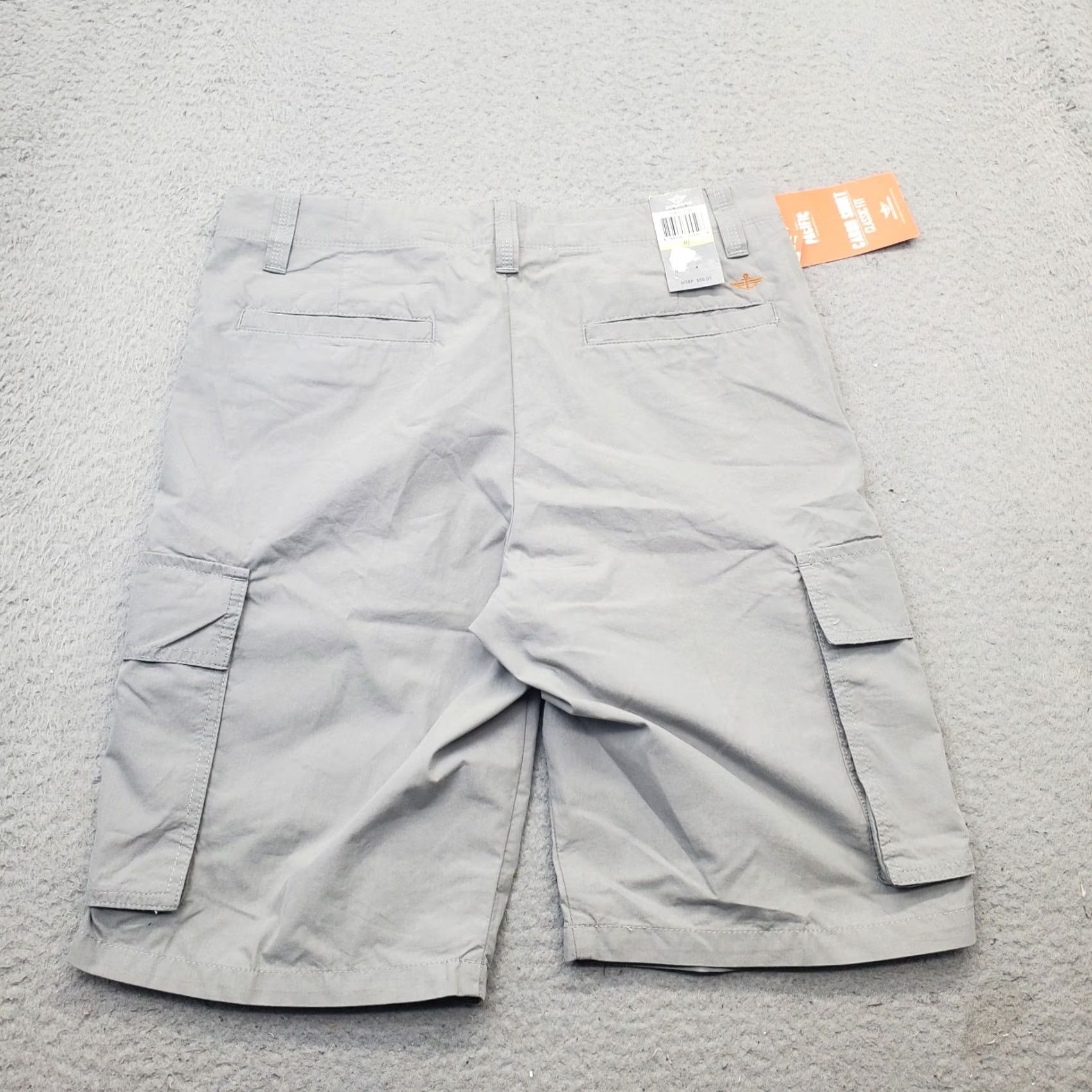 Dockers DOCKERS Mens Size 30 Gray Classic Fit Flat Front Lightweight Cargo Pocket Shorts Mens Size US 30 / EU 46 - 2 Thumbnail