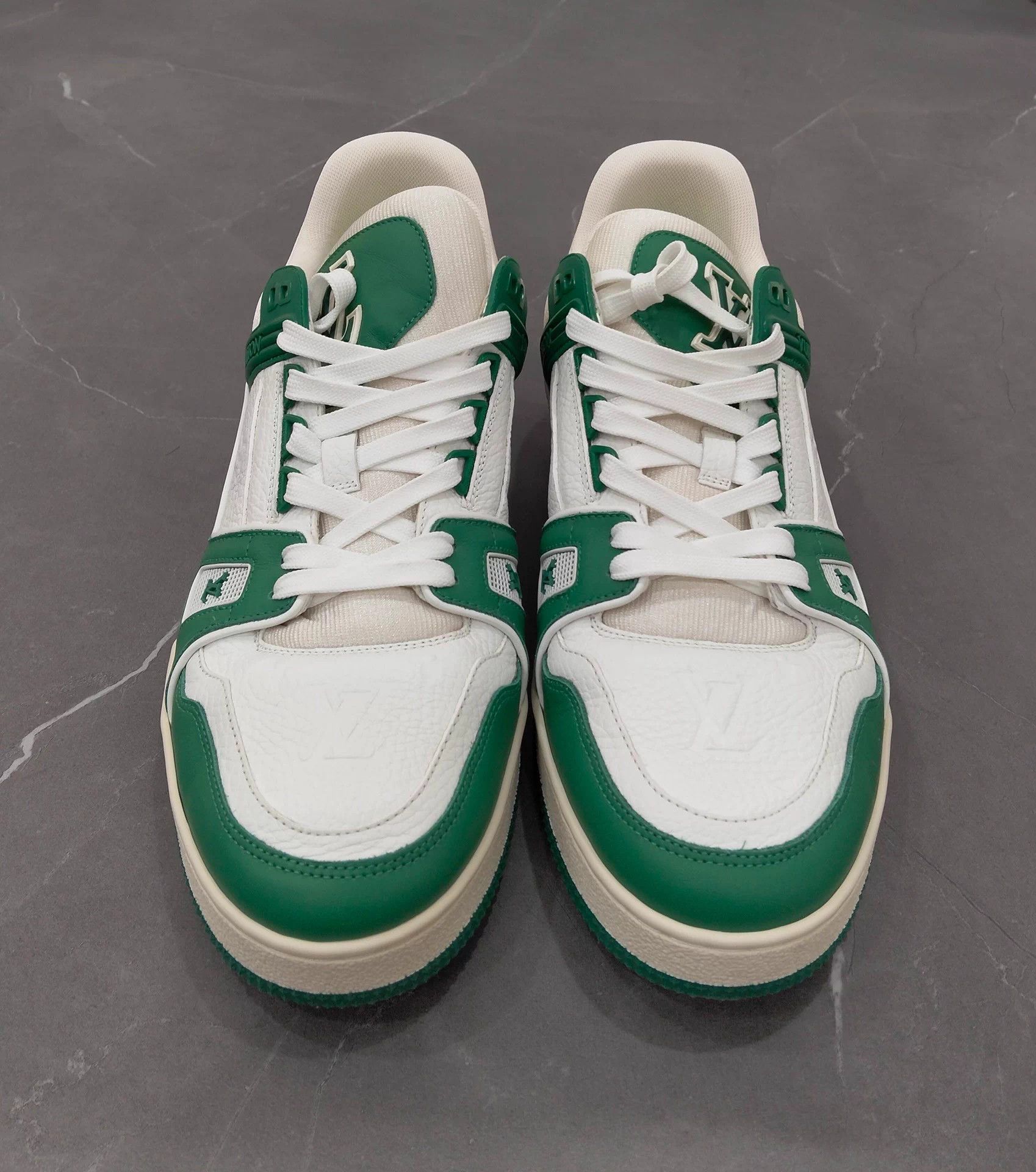 Louis Vuitton Louis Vuitton Trainer Green EUR 42 Size US 9 / EU 42 - 4 Thumbnail