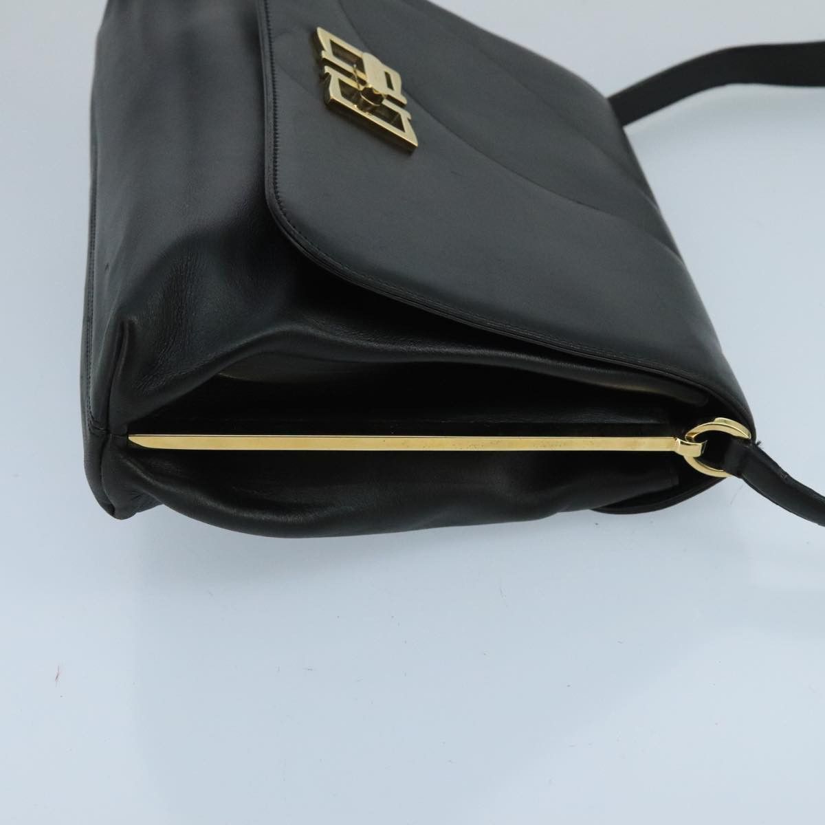 Salvatore Ferragamo Salvatore Ferragamo Shoulder Bag Leather Black Gold Size ONE SIZE - 4 Thumbnail
