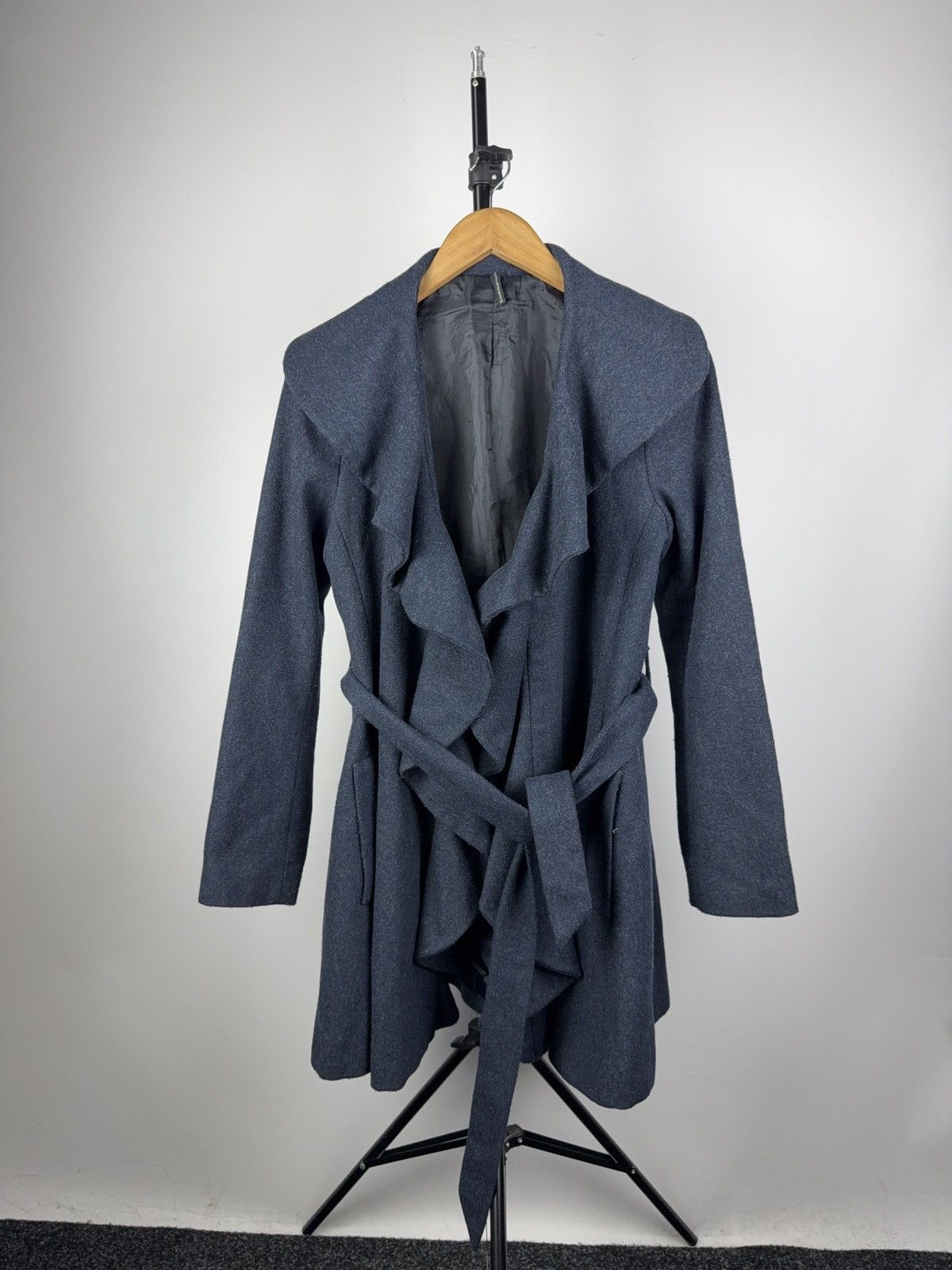 Japanese Brand NAF NAF Ruffle Wool Blend Belted Coat Dark Blue 38 / S-M Size S / US 4 / IT 40 - 1 Thumbnail